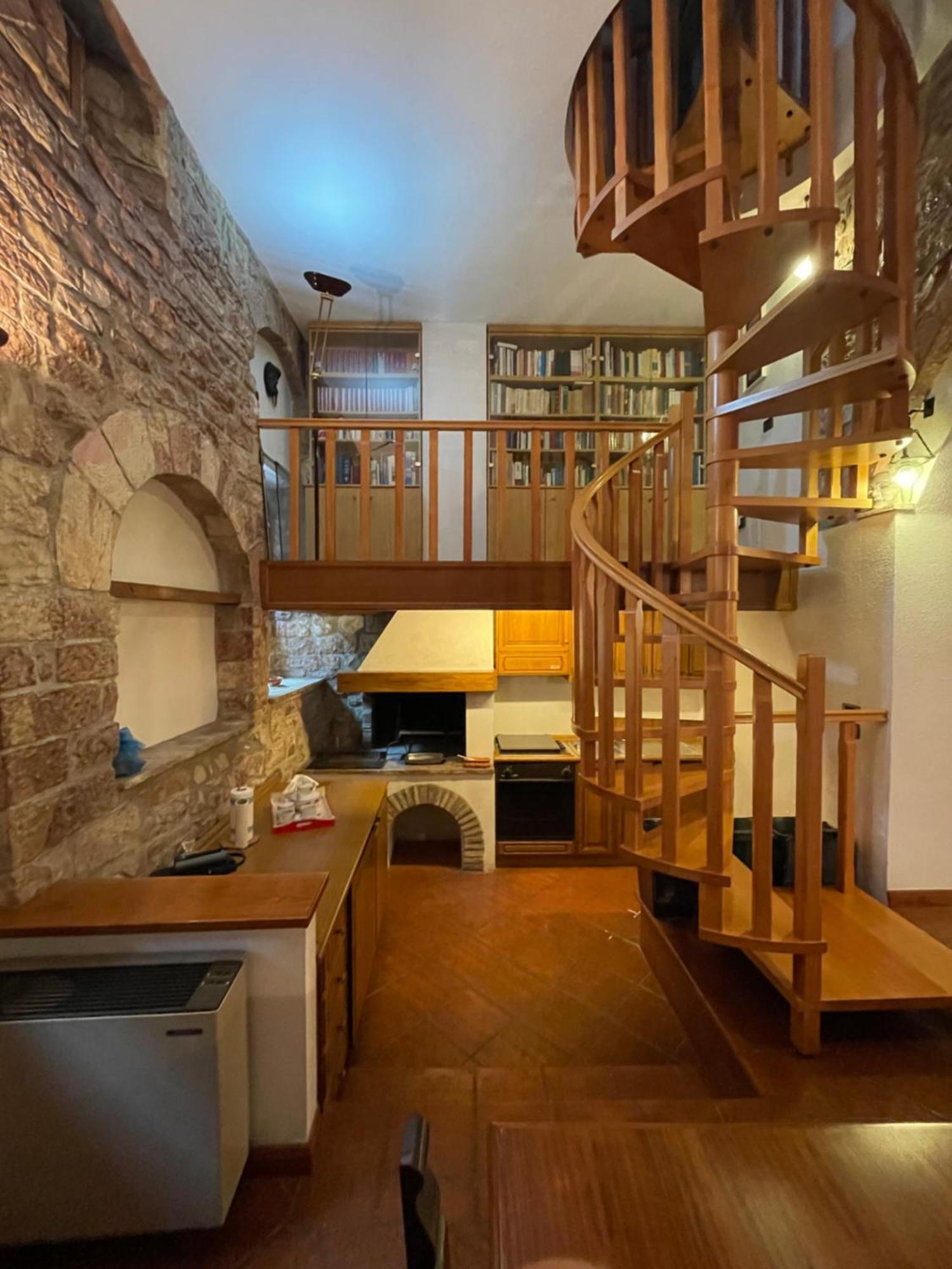 Appartement Happy House - Porta San Giacomo à Assise Extérieur photo